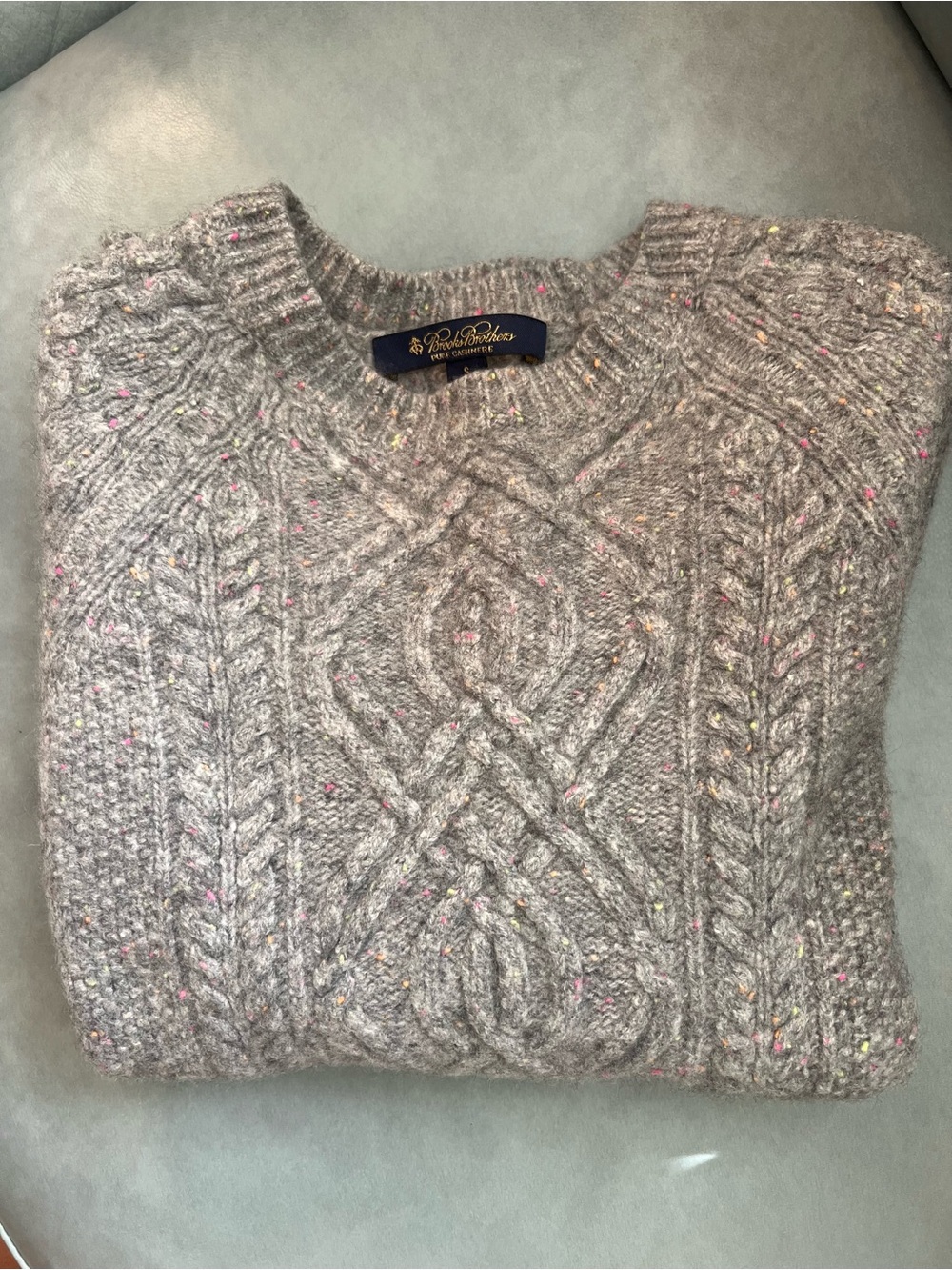 BROOKS BROTHERS 100% CASHMERE THICK GRAY SPECKLED GIRLS S CABLE KNIT SWEATER EUC